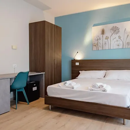 Blumarine ロゼート・デッリ・アブルッツィ