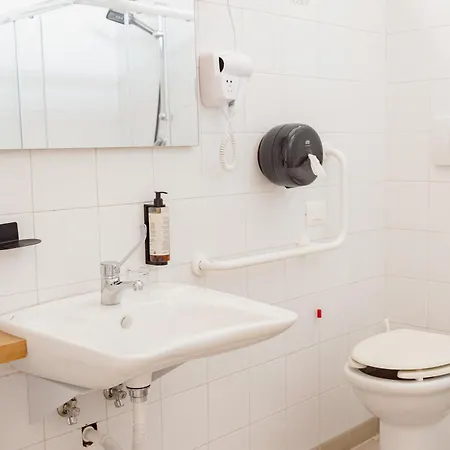 Blumarine Отель Розето-дельи-Абруцци