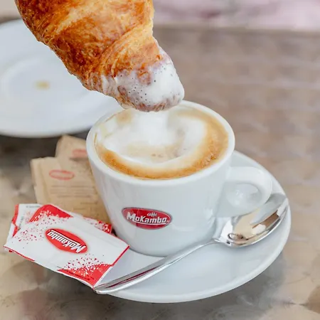 酒店 Blumarine 阿布鲁齐的罗塞托